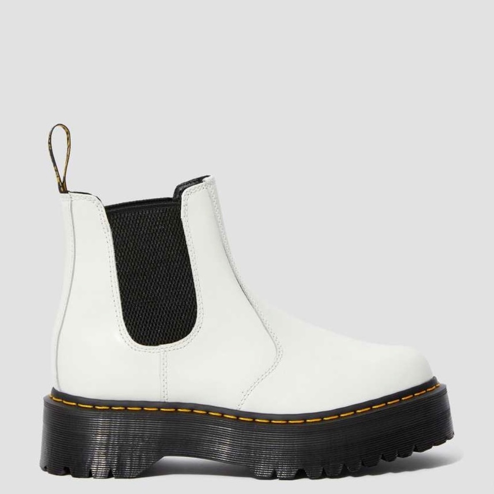 Dr. Martens 2976 Smooth Leather Platform Chelsea Boot